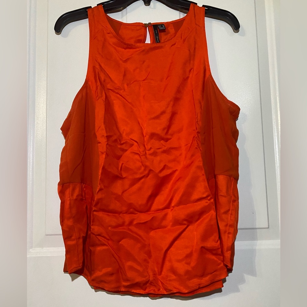 MNG Suit Top Daiki Sleevless NWT Red